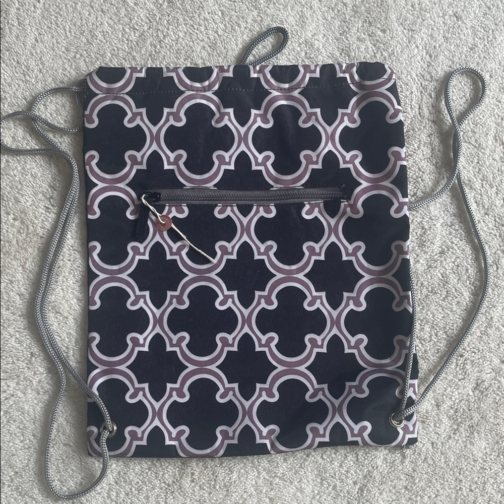 Nwot Black And White Patterned Drawstring Backpack - image 1